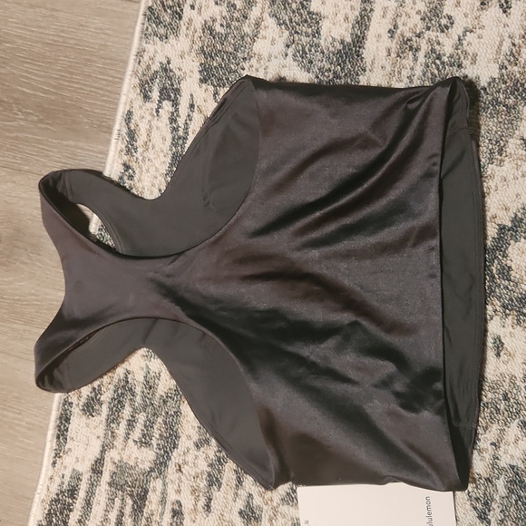 Lululemon Satin Shine Tank NWT - Picture 4 of 6